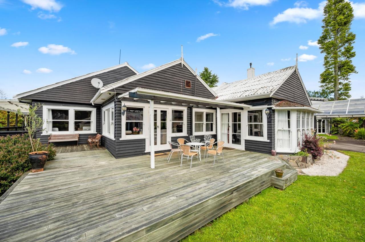 Springfield Rise Lodge - Rotorua Holiday Home Exterior photo